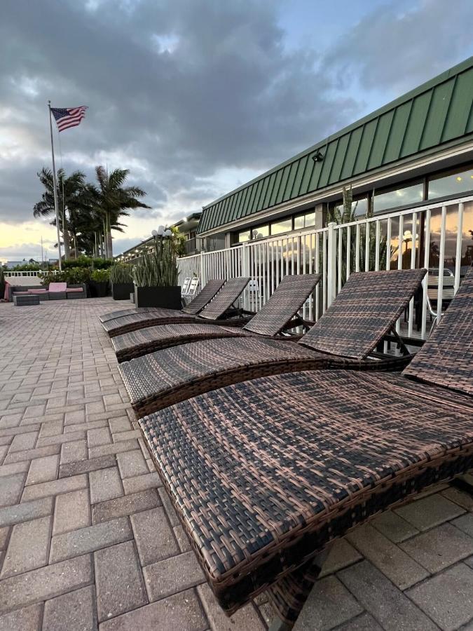 Marina Vibes - Sarasota Hotel South Bradenton Ngoại thất bức ảnh